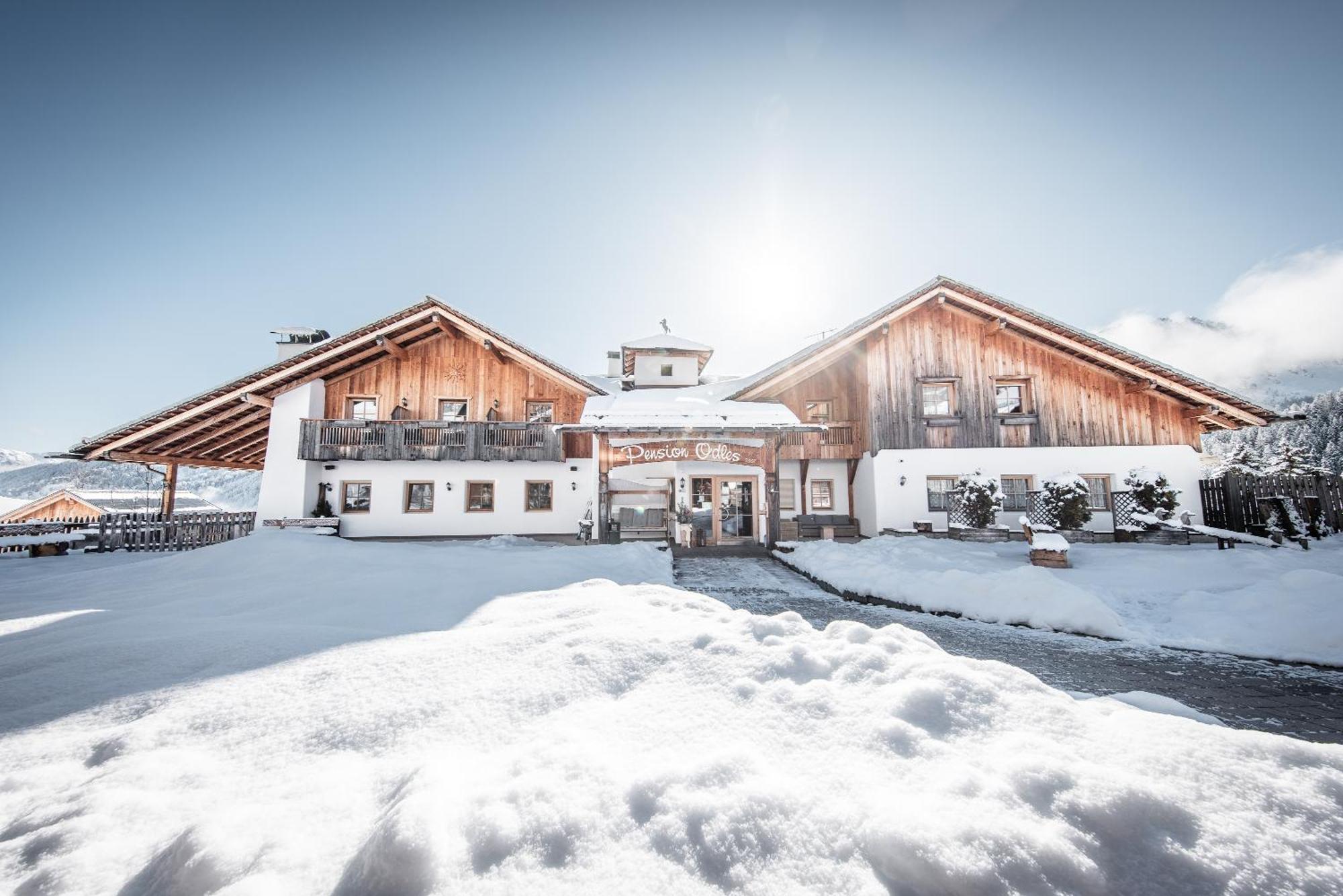 Hotel Pension Odles 산 마르티노 인 바디아 외부 사진